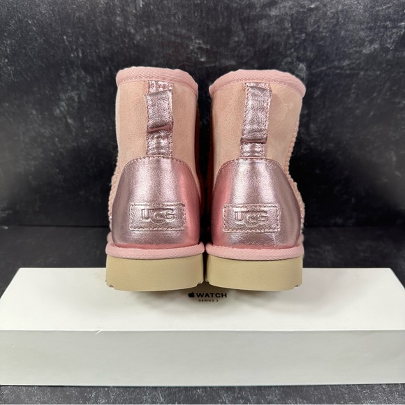 UGG CLASSIC MINI II METALLIC WOMENS SUEDE BOOTS SIZE 6 WOOL PINK NEW - Picture 3 of 10